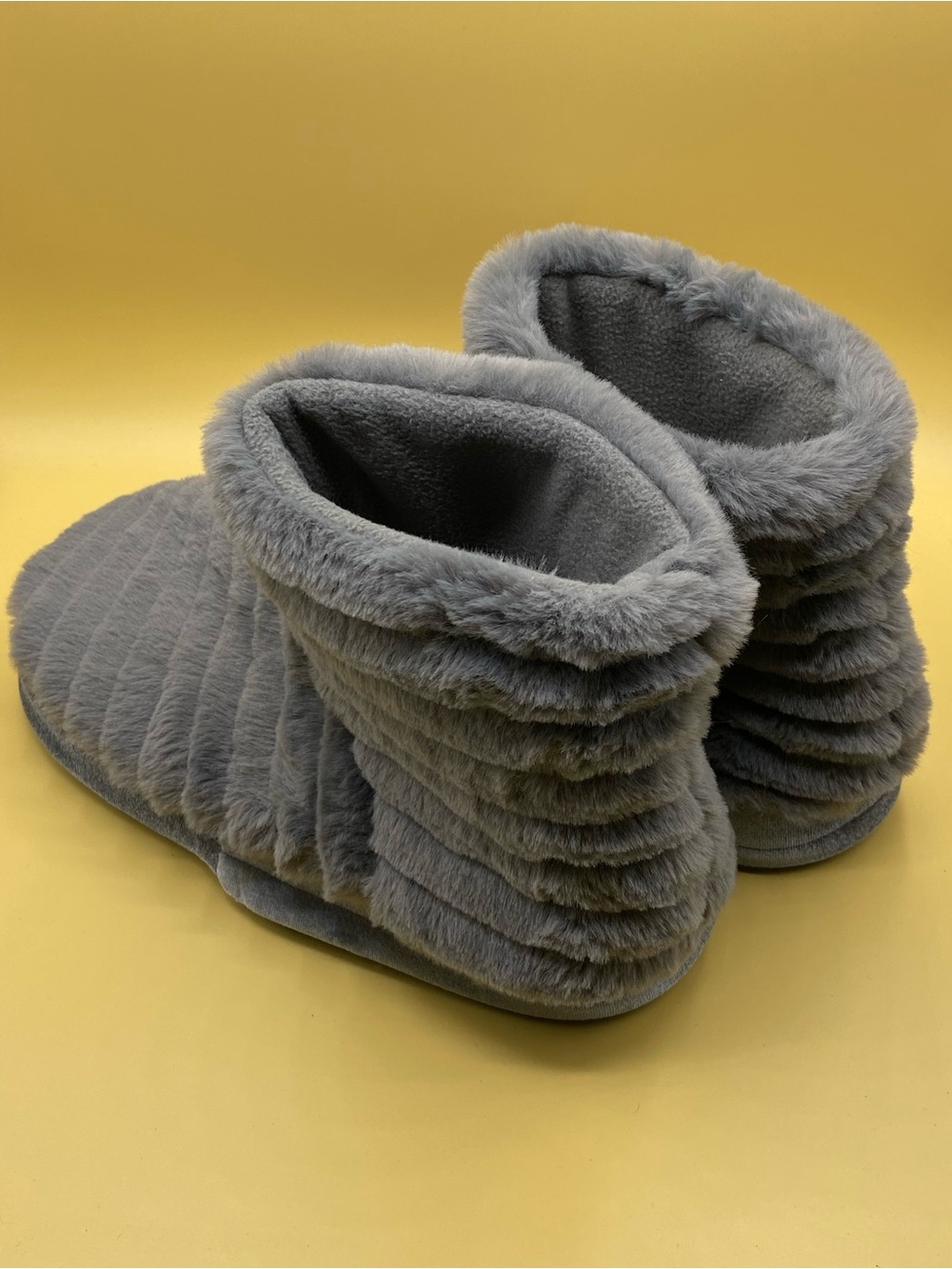Cozy Faux-Fur Gray Women's Bootie MASSAGE Slippers - Picture 3 of 5